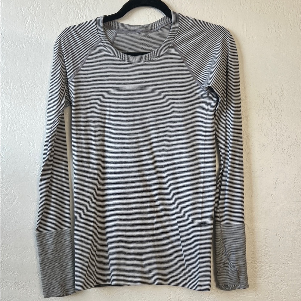 Lululemon Swiftly Long Sleeve, black and white stripe